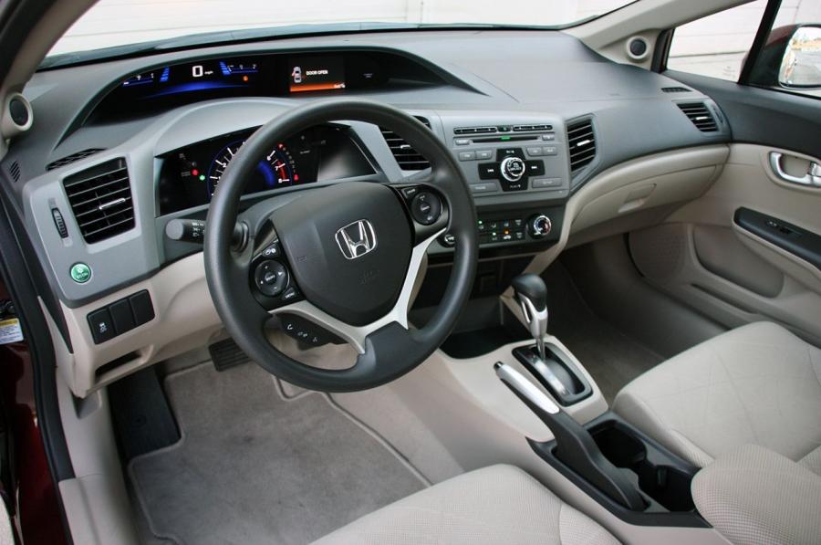  Honda Civic EX Sedan 2012 года  (фото 24 из 36)